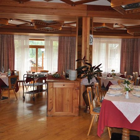 Hotel Tourist Valtournenche Exterior foto